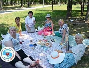 Новости - Пикник на природе — лучшее лекарство! | Фонд Инна - Благотворительный фонд помощи онкобольным