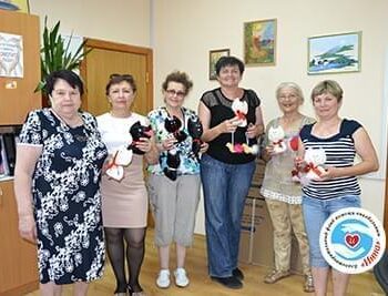 Новини - В Фонді пройшло ще одне заняття з арт-терапії | Фонд Інна - Благодійний фонд допомоги онкохворим