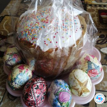 News - Decoupage of Easter eggs – work and rest | Inna Foundation - Charity foundation for cancer