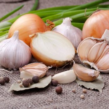 Desire to live - Onions and garlic – protection against cancer | Inna Foundation - Charity foundation for cancer