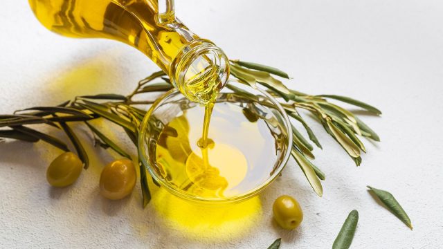 Desire to live - Olive oil reduces the risk of dying from cancer | Inna Foundation