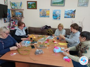 News - Continuing art therapy. Twig hearts | Inna Foundation