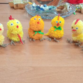 News - Easter is coming soon: thread chickens for decorating baskets | Inna Foundation - Charity foundation for cancer