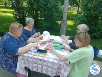 Новини - Арт-терапія на природі. Корисне заняття | Фонд Інна