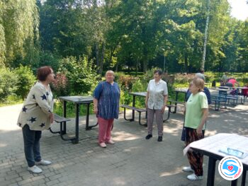 Новини - Арт-терапія на природі. Корисне заняття | Фонд Інна