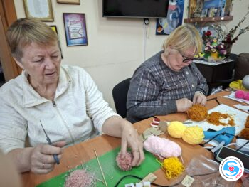 Новости - Пора! Готовимся к Новому году Красной Лошади | Фонд Инна