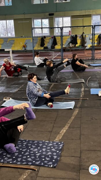 Новини - Йога з Оксаною Романюк. Продовжуємо тренування | Фонд Інна