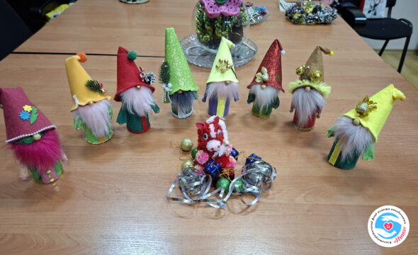 Новини - Святкова арт-терапія. Новорічний гномик під ялинку | Фонд Інна