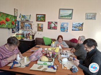 Новини - Арт-терапія. Чекаємо на Великдень. Зайчики та курчата теж | Фонд Інна