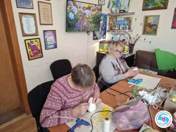 Новини - Арт-терапія. Чекаємо на Великдень. Зайчики та курчата теж | Фонд Інна