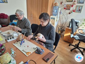 Новини - Арт-терапія. Чекаємо на Великдень. Зайчики та курчата теж | Фонд Інна