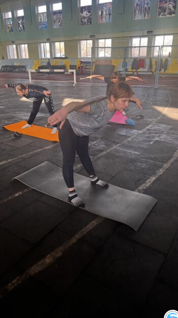 Новини - Заняття йогою тривають | Фонд Інна