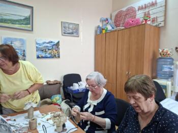 Новости - Арт-терапия. Домовички на ярмарку | Фонд Инна